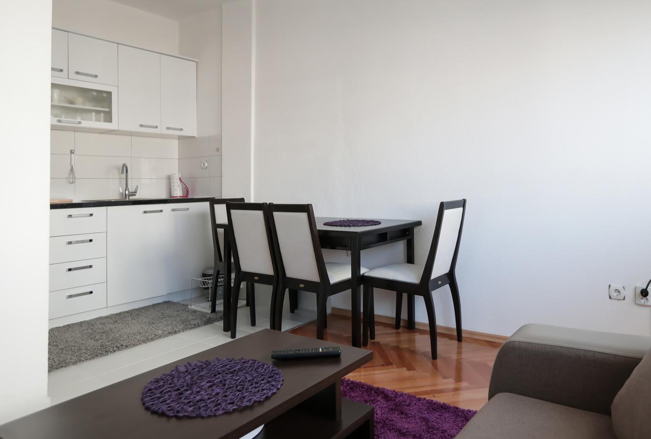 Day&Night Apartment Ohrid Bagian luar foto