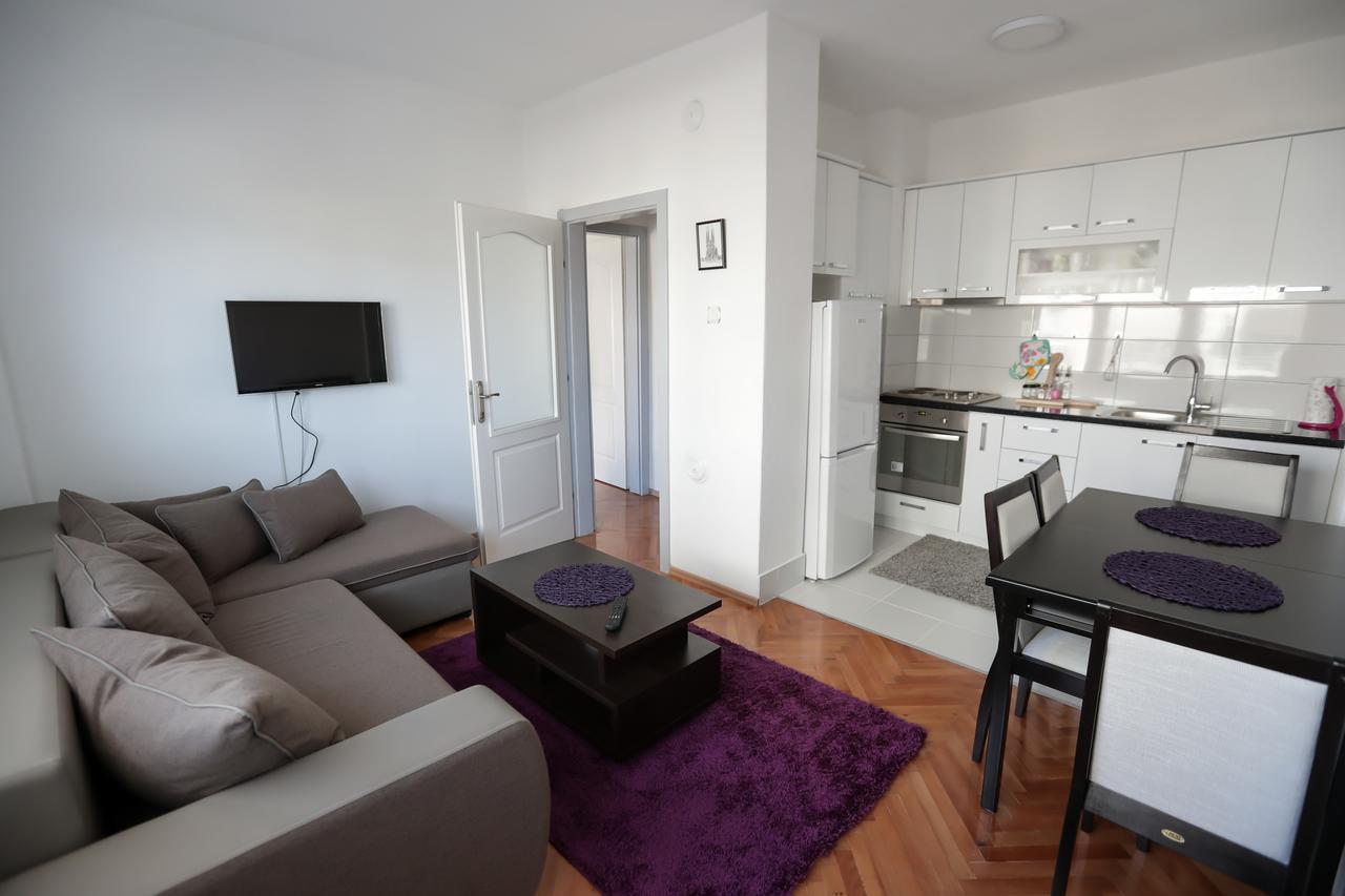 Day&Night Apartment Ohrid Bagian luar foto